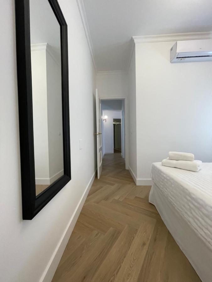 Vidal Apartamentos Con Parking Privado. Carmona  Exterior foto